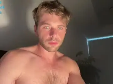 Chaturbate Live Sex Cam of hot8pack01