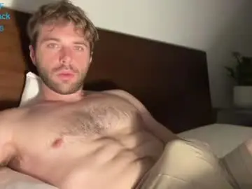 Chaturbate Live Sex Cam of hot8pack01