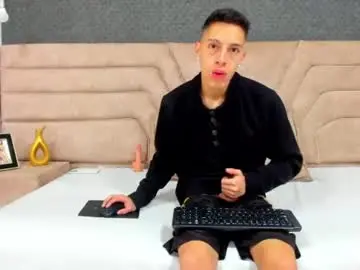 Chaturbate Free Live Porn of thiagos19