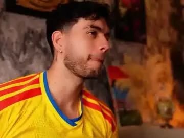 Chaturbate Private Sex Chat of noha_miler