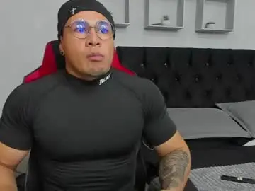 Chaturbate Watch Live Sex Cams of tyler_hank1