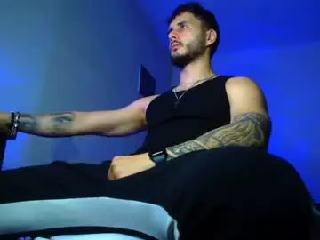 Chaturbate Sex Chat of xandercagex