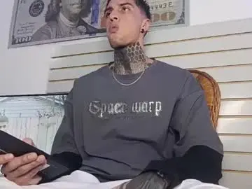 Chaturbate Live Porn of yanfranko420