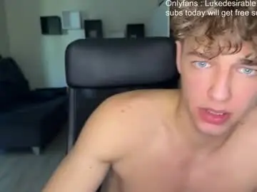 Chaturbate Live Sex Cam of lukedesirable