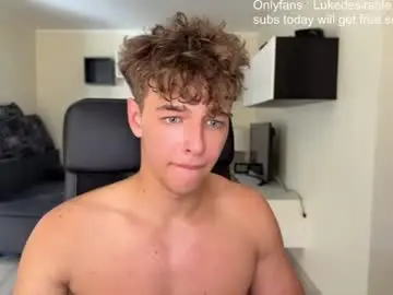 Chaturbate Sex Cam of lukedesirable
