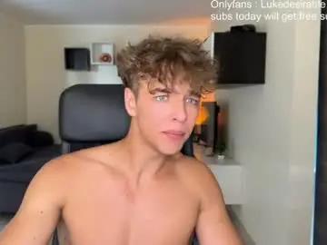 Chaturbate Live Porn of lukedesirable
