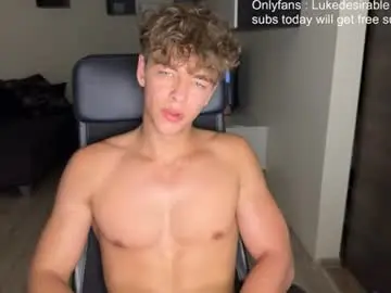 Chaturbate Nude Webcam of lukedesirable