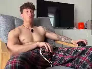 Chaturbate Free Porn Cam of lyon_power_