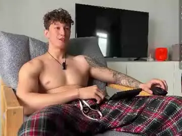 Chaturbate Nude Webcam of lyon_power_