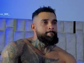 Chaturbate Live Porn of connor_666