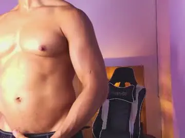 Chaturbate Free Porn Cam of claytonburgues
