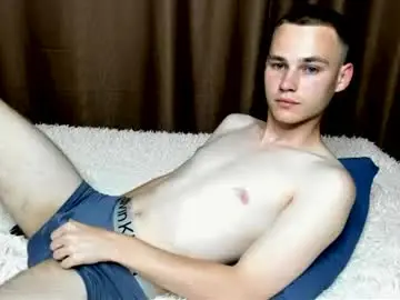 Chaturbate Live Sex of robert10211