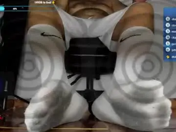 Chaturbate Live Sex Cam of alphafindom982