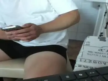 Chaturbate Live Sex Cam of doriancretu95