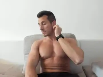 Chaturbate Adult Webcams of roberto4ever