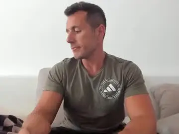 Chaturbate Live Porn of roberto4ever