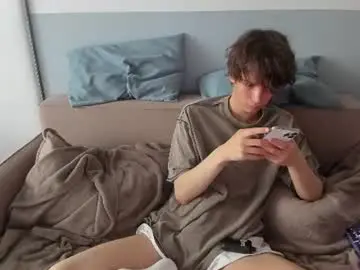 Chaturbate Free Porn Cam of your_shy_guy