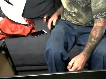 Chaturbate Sex Chat of calredding75
