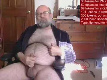 Chaturbate Live Sex of hairydaddybear69
