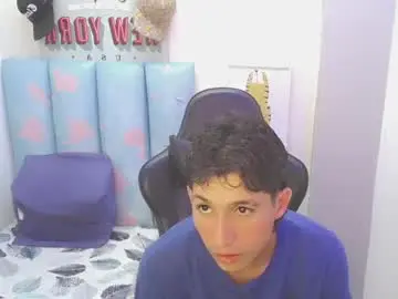 Chaturbate Live Sex of liam_play