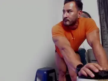 Chaturbate Live Sex Cam of curt_x