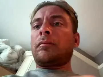 Chaturbate Nude Webcam of onlyloveyoutwice2016