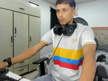 Chaturbate Watch Live Sex Cams of masteralda09