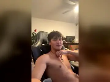 Chaturbate Sex Chat of skrogdog