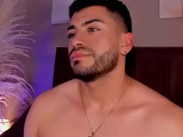 Chaturbate Live Sex Cam of alexander_diiaz