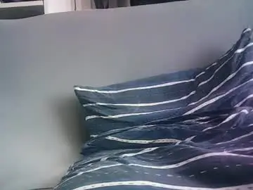 Chaturbate Live Sex Cam of sandrinello86