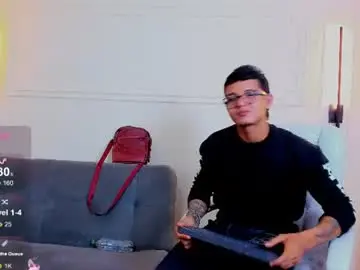 Chaturbate Free Live Porn of paradise_boy_s