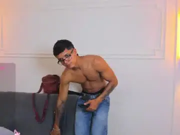 Chaturbate Adult Video Chat of paradise_boy_s