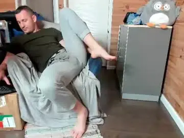 Chaturbate Watch Live Sex Cams of thyleo