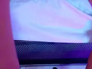 Chaturbate Free Porn Cam of andrewkenoxx_