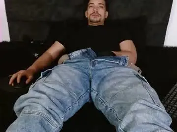 Chaturbate Sex Cam of ian_davis