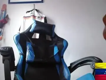 Chaturbate Free Porn Cam of jammes_owen