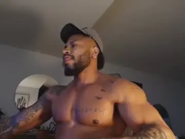 Chaturbate Live Sex Cam of clark_strong
