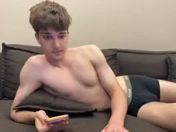 Chaturbate Live Sex Cam of panda_b0y