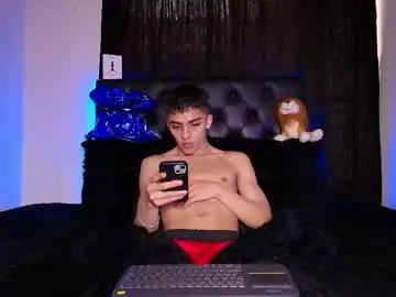 Chaturbate Live Sex of james1lee_