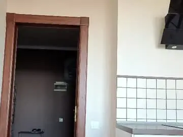 Chaturbate Live Sex Cam of marc105100