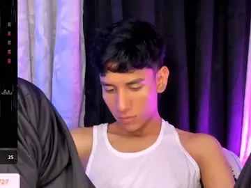 Chaturbate Best live sex cam show of damien_howard