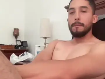 Chaturbate Live Sex Cam of papicubano_guapo23cm