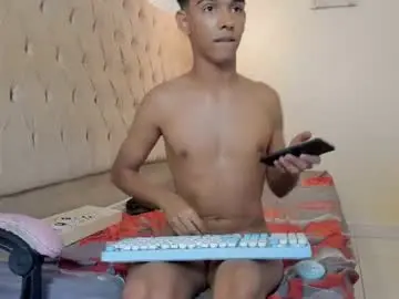 Chaturbate Nude Webcam of samir_19x
