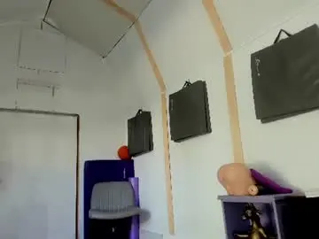 Chaturbate Best live sex cam show of drizzys_room