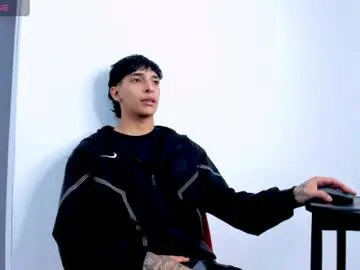 Chaturbate Free Porn Cam of kroywave