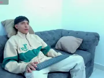 Chaturbate Sex Chat of kroywave