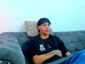Chaturbate Best live sex cam show of kroywave