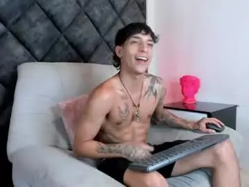 Chaturbate Live Sex Cam of kroywave