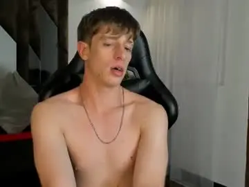 Chaturbate Adult Video Chat of romeo_ricci1