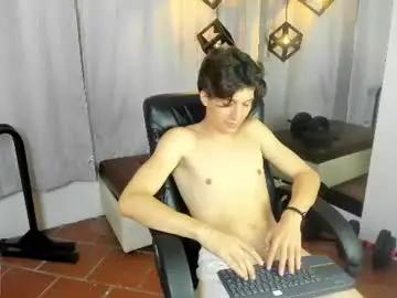 Chaturbate Watch Live Sex Cams of marcoviolet
